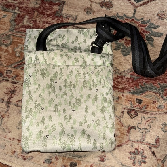 GUC Sherpani Pica Cross Body Bag - Picture 3 of 6